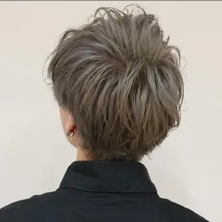 カラー ブリーチ/ヘアケア/ 艶髪/イギチハルのヘアスタイル