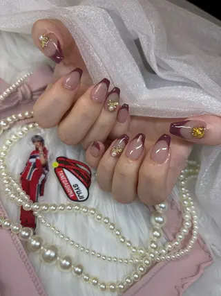 ネイル toyvenail 🖤enaのネイルデザイン