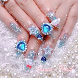 ネイル Kurieitibu 🍬Byu~tīのネイルデザイン