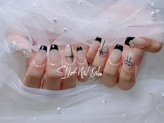 ミディアム cici nailのネイルデザイン