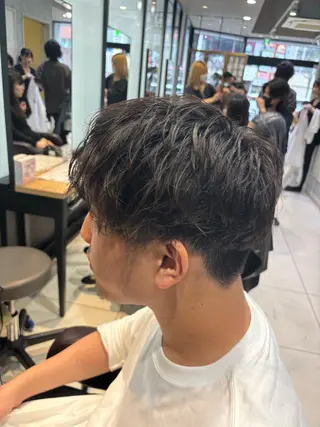 メンズ 韓国風/メンズ アイブロウワックスの眉毛・アイブロウイメージ