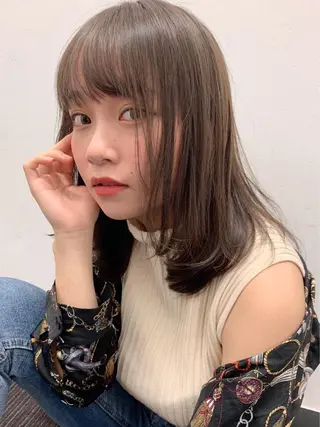 ミディアム カラー ♥️ブリーチ/ボブ/ レイヤー♥️maiのヘアスタイル