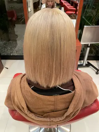 ミディアム トヨシマ シュウトのヘアスタイル