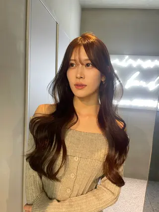 ロング 韓国ヘア/レイヤー Londエレンのヘアスタイル