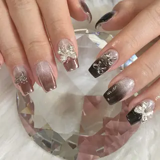 ネイル Kanako 💫のネイルデザイン