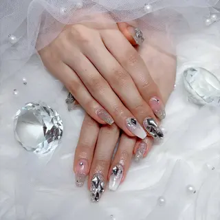 ネイル Yudia Manamiのネイルデザイン