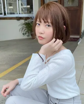 ショート カラー grand juteのヘアスタイル