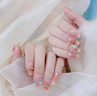 ミディアム めぐみのネイルサロン 惠のネイルデザイン