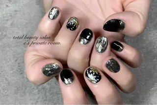 ネイル LAVISH nail salonのネイルデザイン