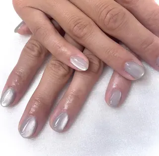 ネイル Nail salon s.k.所属・Nailist. emiのネイルデザイン