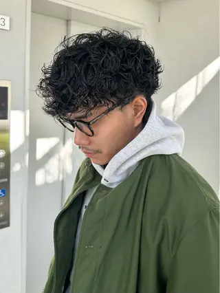 ミディアム パーマ メンズ メンズ似合わせ🪞 副店長 kotoriのヘアスタイル