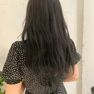 ロング カジュアルを女っぽく 𝗮𝘆𝗮𝗰𝗼のヘアスタイル