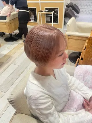 カラー 小柳 夏美のヘアスタイル