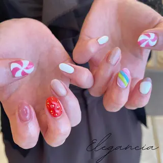 カラー ネイル Elegancia. Hiromiのネイルデザイン