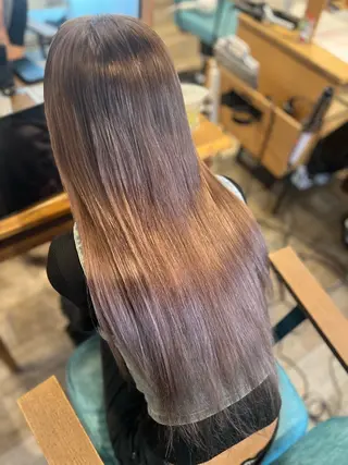 ロング カラー Liere Muuのヘアスタイル