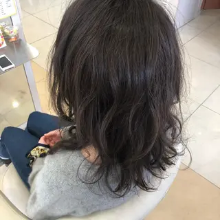 カラー 牧野 佳樹のヘアスタイル