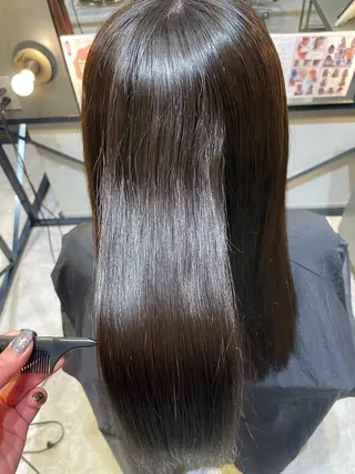 セミロング 横山 菜摘のヘアスタイル