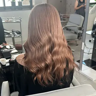 ロング カラー REAL 心斎橋所属・ブリーチ/ベージュ /ピンク🦋ナツミのヘアスタイル