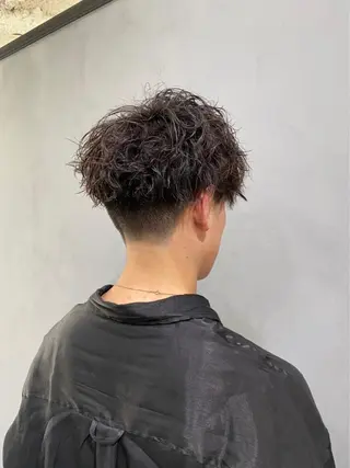 ショート パーマ メンズ i muのヘアスタイル