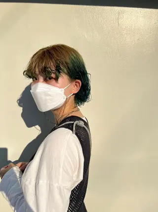 ショート カラー パーマ AIconic nagoya所属・縮毛矯正/ レイヤー/ミディアムのヘアスタイル