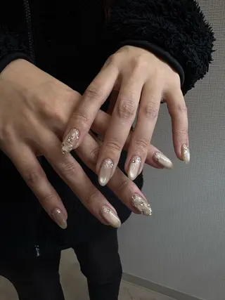 ネイル atelier moi所属・atelier moiのネイルデザイン