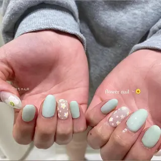 ネイル PLATINUM   DOLL【プラチナムドール】所属・ひろこ eyelist🎀のマツエク・マツパデザイン