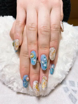 ネイル The Best Beauty受付担当のヘアスタイル