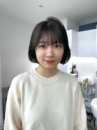 ショート ✨ブリーチ/顔周り レイヤー¦YUKA✨のヘアスタイル