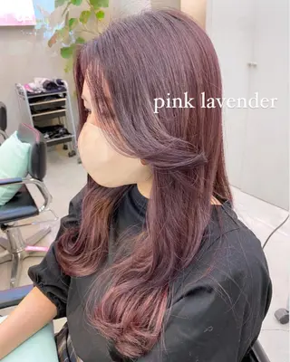 ロング カラー 岡野 静華のヘアスタイル