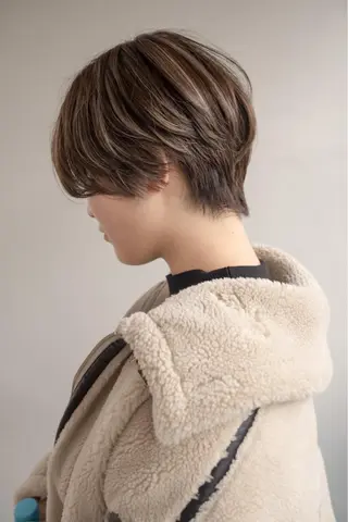 ショート カラー ショート/レイヤー なら石井知希のヘアスタイル