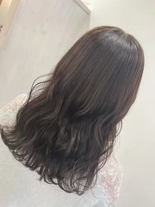 セミロング フラウヘアデザイン所属・大田 留衣のヘアスタイル