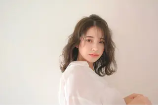 セミロング カラー パーマ 千 田のヘアスタイル