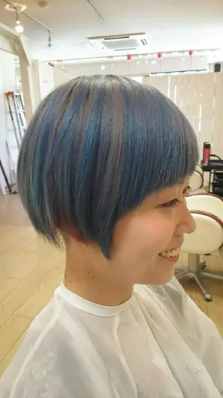 ショート カラー 西新美容室 ナチュラルオーブンのヘアスタイル