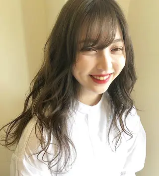 ロング 永井 亜実のヘアスタイル