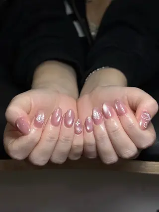 ネイル LETHI LINHのネイルデザイン