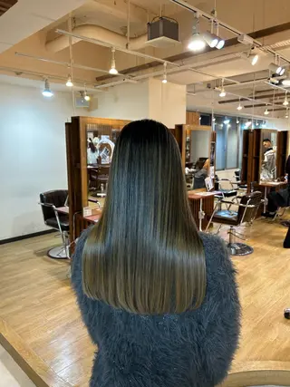 ロング ブリッツレボルト所属・林 佑哉のヘアスタイル