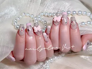 ネイル ✨Nailsalon Vi+✨のネイルデザイン