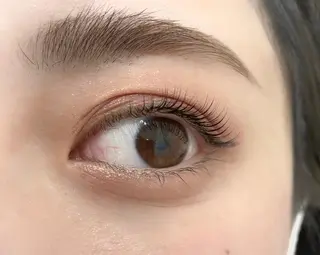 マツエク・マツパ Fiara 京都七条高倉店所属・Flara 京都七条高倉店のマツエク・マツパデザイン