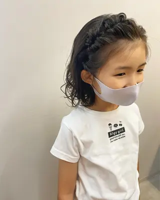 ショート ヘアアレンジ キッズ 塚原 安優のヘアスタイル