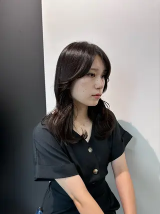 ロング ♥韓国レイヤー/透明 感カラー/顔周りのヘアスタイル