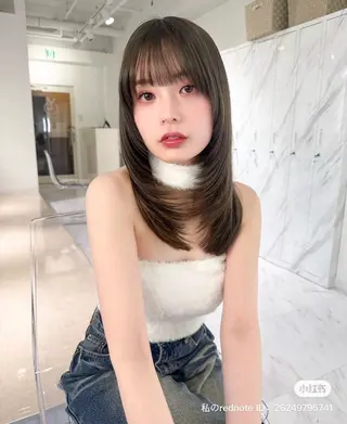 ミディアム レイヤーカット🫧 🎀Tomoka🎀のヘアスタイル