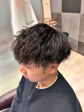 パーマ メンズ 笠井 雅斗のヘアスタイル