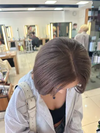 カラー ブリーチカラー/ベー ジュ/Hono🦖のヘアスタイル