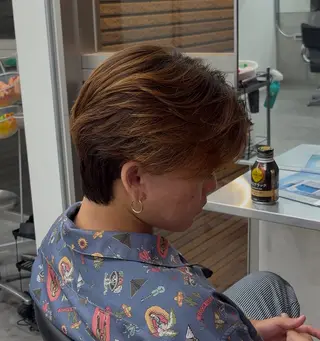 ミディアム カラー パーマ メンズ メンズパーマ特化 🔥韓国ヘア職人🔥のヘアスタイル