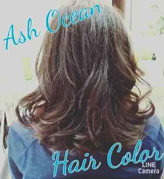 セミロング 透明感ハイライト◎ 伊藤夏海のヘアスタイル