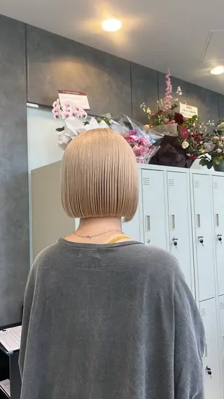 ショート カラー ハイトーン/透明感 髪質改善/rinaのヘアスタイル