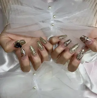 ネイル YOLO NAILのネイルデザイン