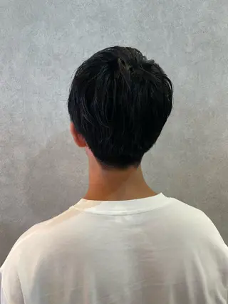ショート LAFIKA所属・K Kenのヘアスタイル