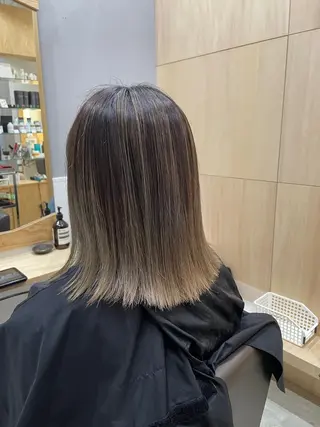 ミディアム miloc かおりのヘアスタイル