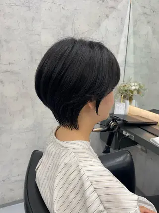 ショート カラー レイヤー×顔周 り×髪質改善/MIUのヘアスタイル